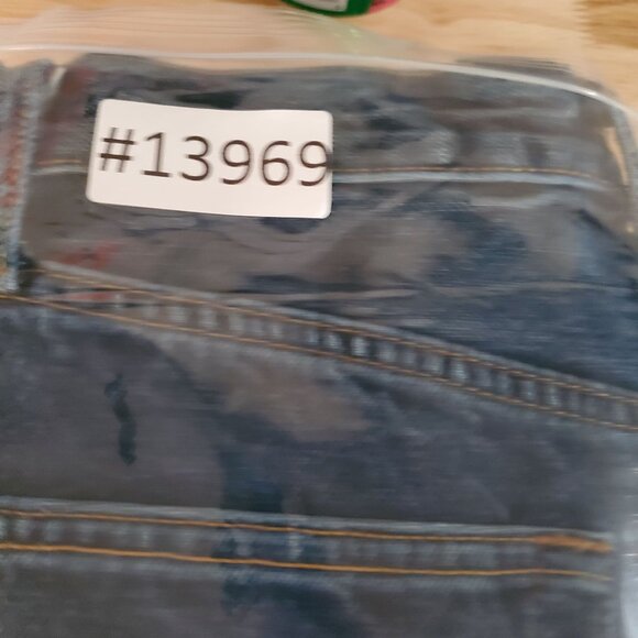 Levis Jeans Womens 25 Blue 501 Original Fit High-Rise Straight-Leg Cotton Denim - Picture 11 of 11